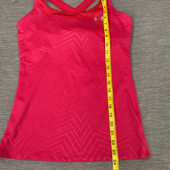 Under Armour Tank Top with wireless bra attached - Picture 6 of 14